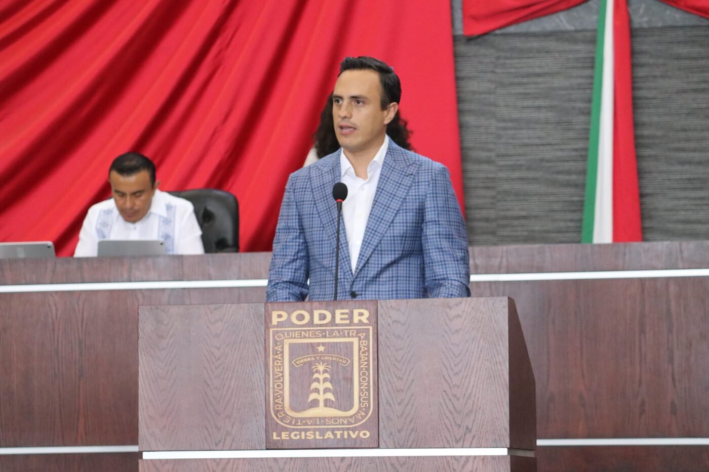 #Congreso PROPONE DIPUTADO DANIEL MARTÍNEZ TERRAZAS LICENCIAS LABORALES PARA MUJERES VÍCTIMAS DE VIOLENCIA.