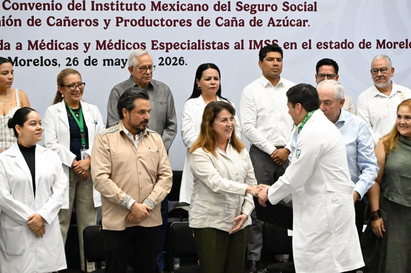 #Morelos ATESTIGUA GOBERNADORA MARGARITA GONZÁLEZ SARAVIA CONVENIO DE IMSS CON SECTOR CAÑERO.