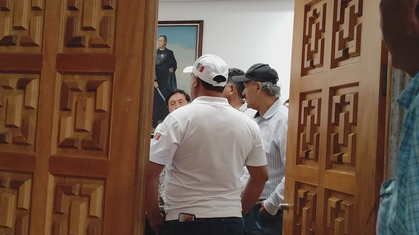 #OtraDeRuteros || Más caro, mismo servicio: gobierno morenista autoriza aumento al transporte en Morelos.