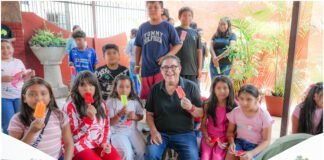 #Cuernavaca VÍCTOR MERCADO ENTREGA UNIFORMES EN INAUGURACIÓN DE LA ESCUELA DE FUTBOL DE LA ESTACIÓN.