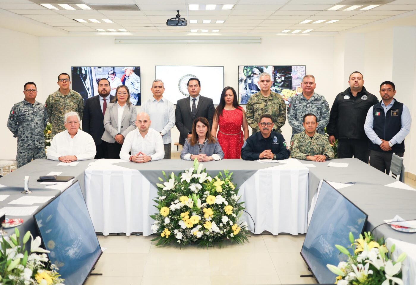 “LOS VALORES CÍVICOS CONSTRUYEN COMUNIDADES UNIDAS Y EN PAZ”: MARGARITA GONZÁLEZ SARAVIA.