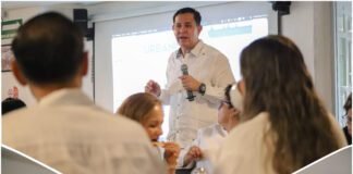 #CapitalMorelos Juan Ángel Flores lamenta el abandono de Cuernavaca y exige atención a sectores económicos.