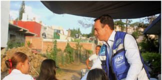 #PorCuerna Diputado Daniel Martínez Terrazas se reúne con vecinos de Loma Bonita para dar seguimiento a obras.