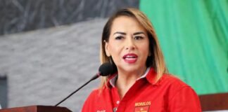 #EsMiLey DIPUTADA TANIA VALENTINA LOGRA QUE USO DE CELULARES EN AULAS SEA REGULADO EN MORELOS.