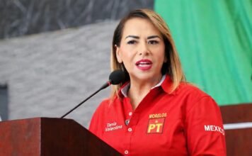 #EsMiLey DIPUTADA TANIA VALENTINA LOGRA QUE USO DE CELULARES EN AULAS SEA REGULADO EN MORELOS.