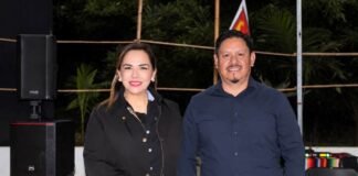 Tania Valentina fortalece la organización del PT en Tetela del Volcán.